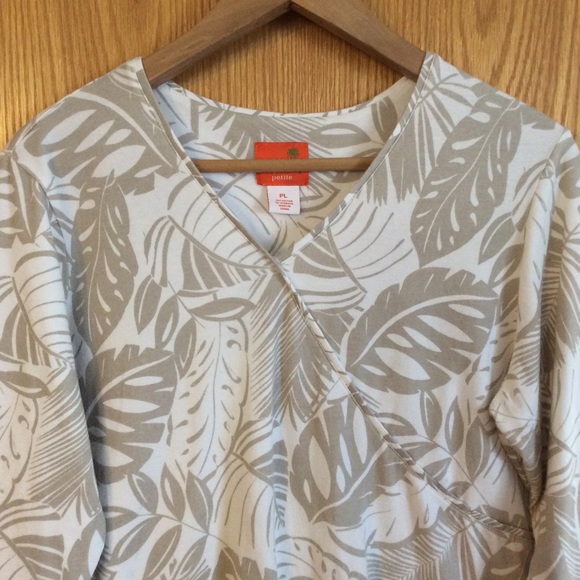 Tropical Top - Picture 2 of 3